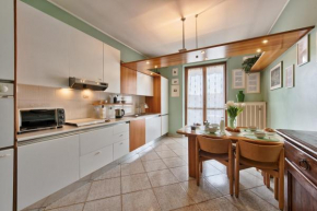 La Stellata by Apartments To Art Torino